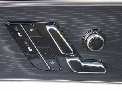 New 2026 Cadillac Lyriq Luxury image 18