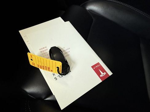 Used 2018 Tesla Model S 100D image 35