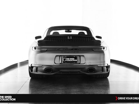 Used 2024 Porsche 911 Targa 4 GTS w/ Premium Package image 7