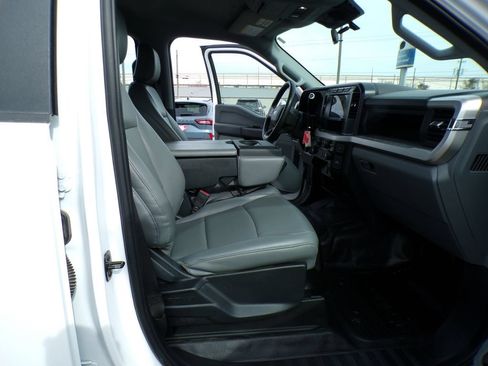 Used 2024 Ford F250 XL w/ FX4 Off-Road Package AWD/4WD image 25