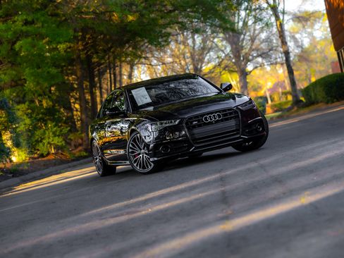 Used 2017 Audi S6 Premium Plus w/ S6 Sport Package image 20