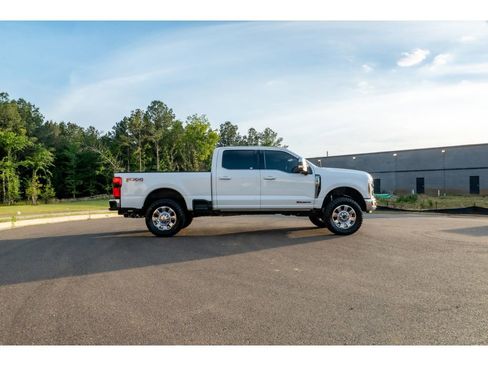 Used 2025 Ford F250 King Ranch w/ Chrome Package AWD/4WD image 4