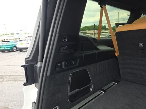 Used 2025 Jeep Grand Wagoneer L Series III w/ Rear Seat Video Group 1 AWD/4WD image 45