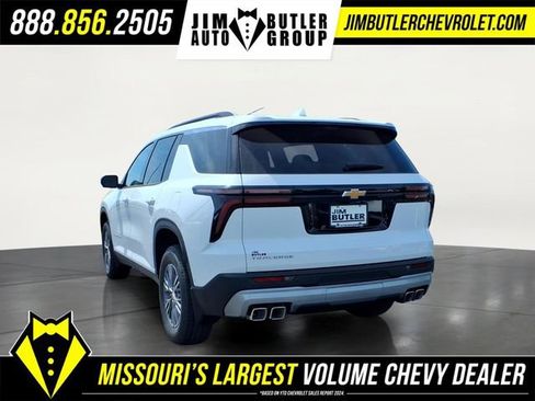 New 2026 Chevrolet Traverse LT w/ Enhanced Driving Package FWD image 2