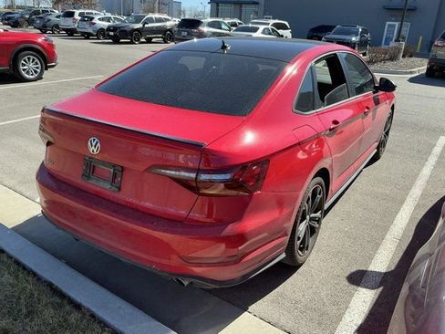 Used 2019 Volkswagen Jetta GLI image 5