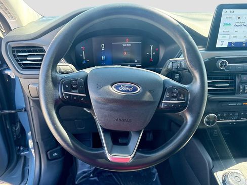 Used 2025 Ford Escape Active AWD/4WD image 11