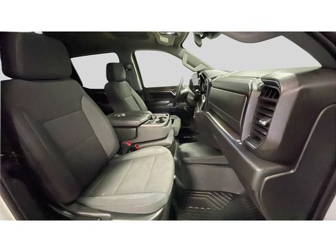 Used 2024 Chevrolet Silverado 1500 RST AWD/4WD image 17