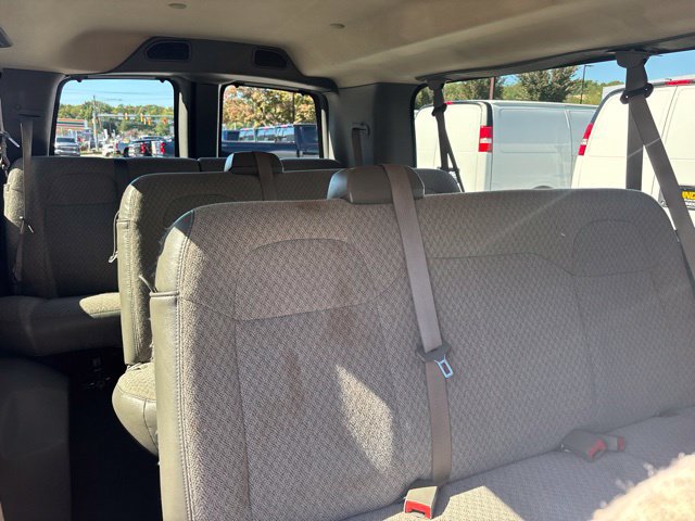 Used 2025 Chevrolet Express 3500 LT w/ LT Preferred Equipment Group RWD image 14