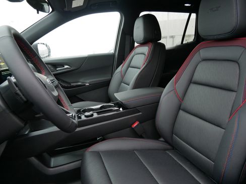 New 2026 Chevrolet Equinox RS w/ Convenience Package III image 4