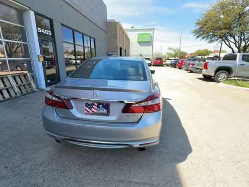 Used 2016 Honda Accord Sport image 7