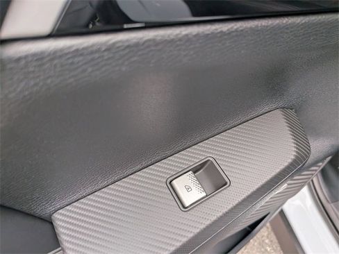 New 2026 Mitsubishi Outlander SE image 26