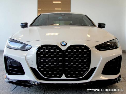 Used 2024 BMW M440i Coupe w/ Premium Package image 65