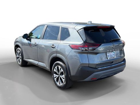 Used 2023 Nissan Rogue SV AWD/4WD image 3