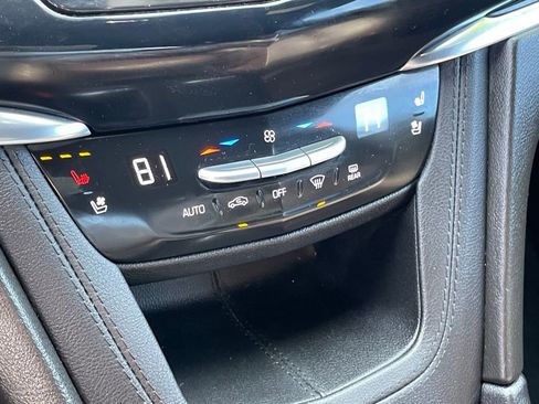 Used 2023 Cadillac XT6 Premium Luxury image 22