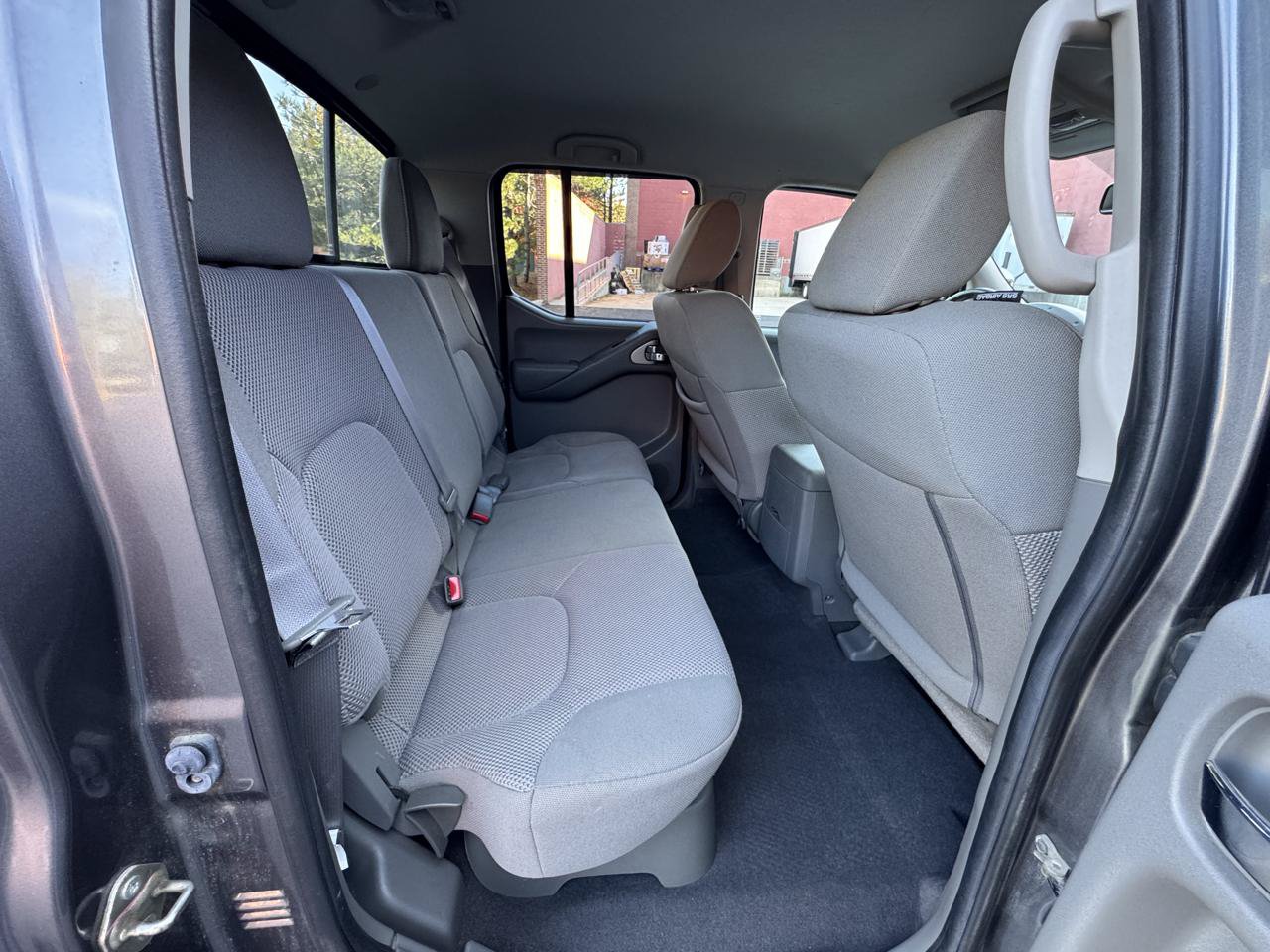 Used 2019 Nissan Frontier SV w/ Value Truck Package AWD/4WD image 11