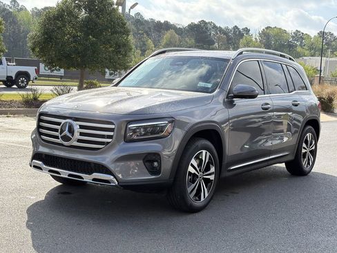 New 2026 Mercedes-Benz GLB 250 4MATIC image 7
