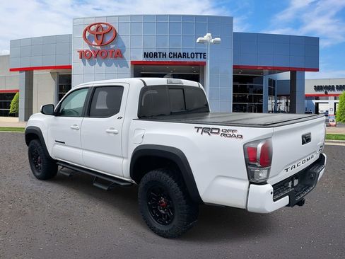 Used 2022 Toyota Tacoma TRD Off-Road w/ TRD Premium Off Road Package image 8