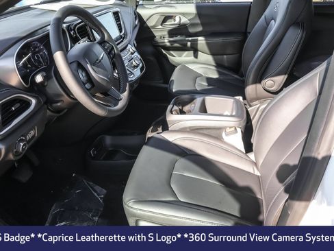 New 2026 Chrysler Pacifica Select w/ S Appearance Package AWD/4WD image 5