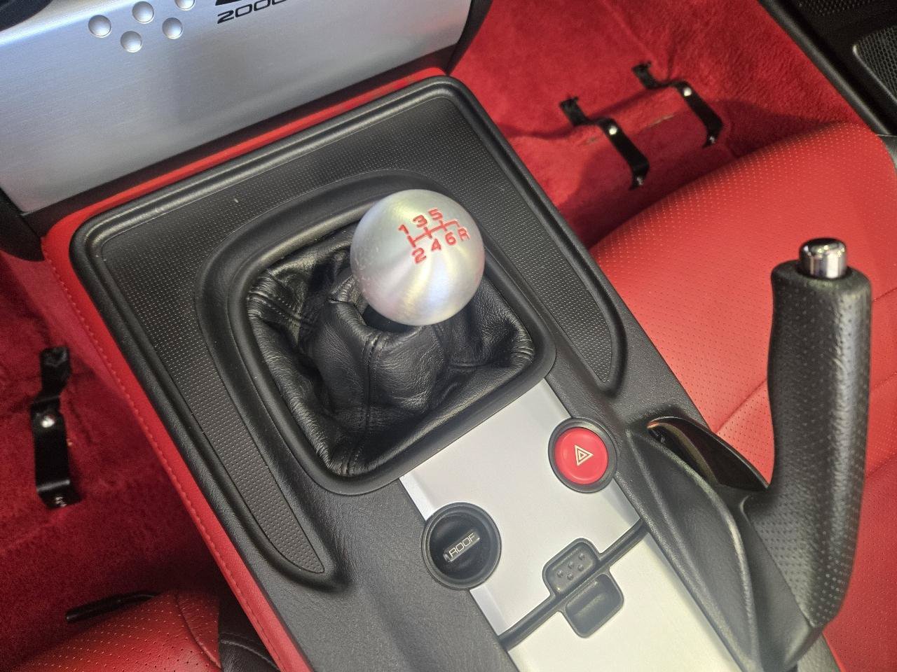 Used 2004 Honda S2000 image 12