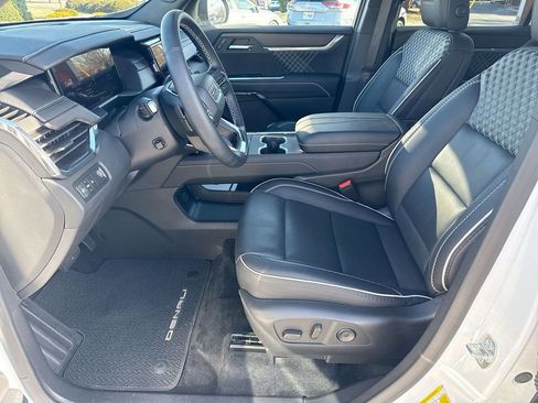 Certified 2024 GMC Acadia Denali image 21