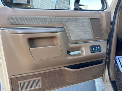 Used 1990 Ford F250 2WD SuperCab image 11