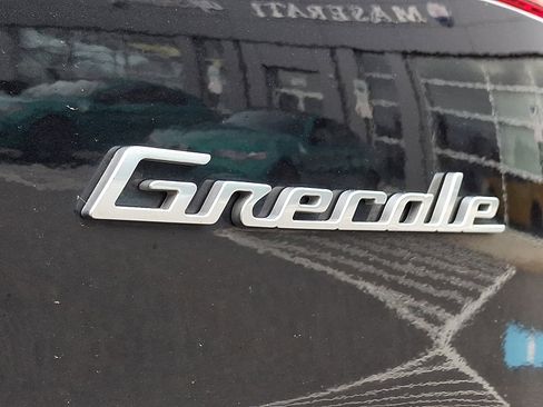 Used 2023 Maserati Grecale Modena AWD/4WD image 33