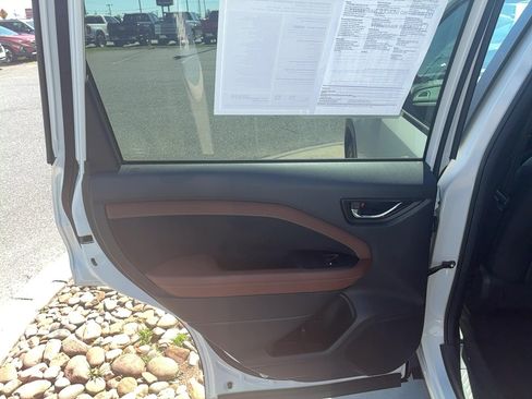 Certified 2026 Subaru Forester Touring AWD/4WD image 11