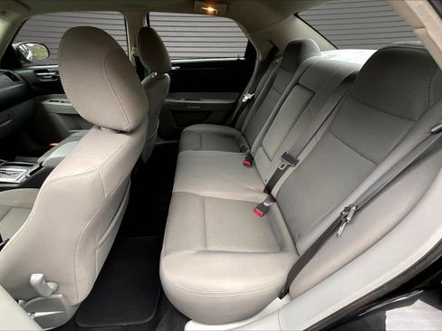 Used 2007 Chrysler 300 image 21