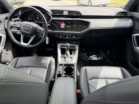 Used 2023 Audi Q3 2.0T Premium w/ 19" Wheel Package AWD/4WD image 2