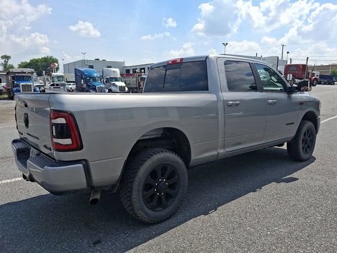 Used 2022 RAM 2500 Big Horn w/ Level C Equiment Group AWD/4WD image 4