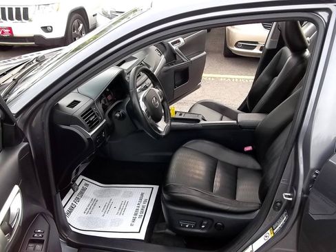 Used 2012 Lexus CT 200h Premium FWD image 7