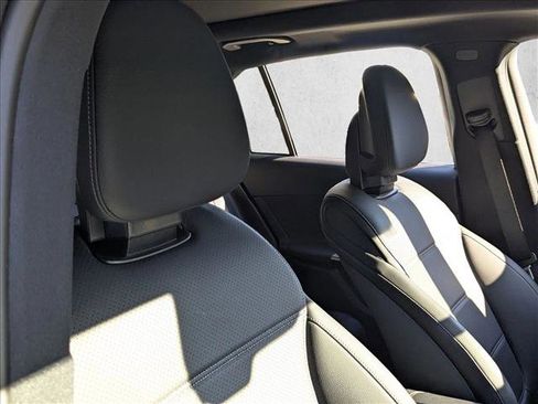 Used 2026 Mercedes-Benz GLC 300 4MATIC image 14