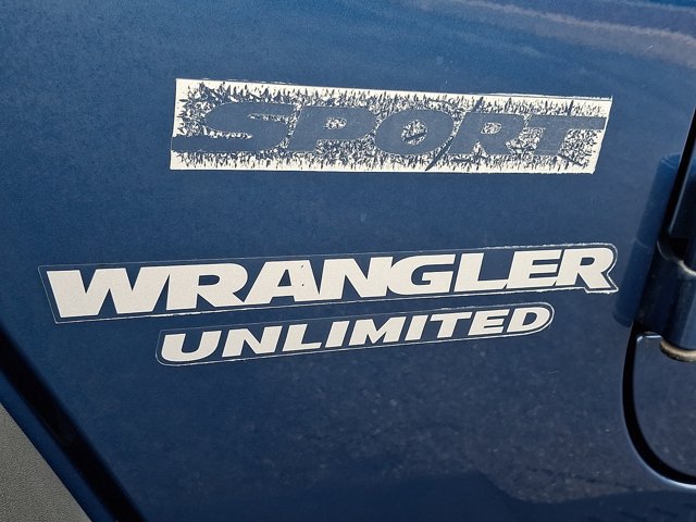 Used 2010 Jeep Wrangler Unlimited Sport AWD/4WD image 34