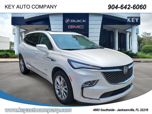 Used 2023 Buick Enclave Avenir w/ Avenir Technology Package FWD image 1