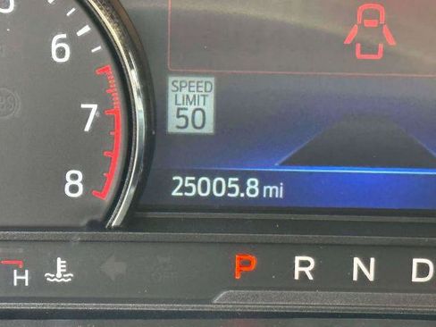 Certified 2023 Ford Explorer ST-Line AWD/4WD image 28