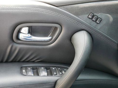 Certified 2024 Nissan Armada SL w/ Midnight Edition Package image 16