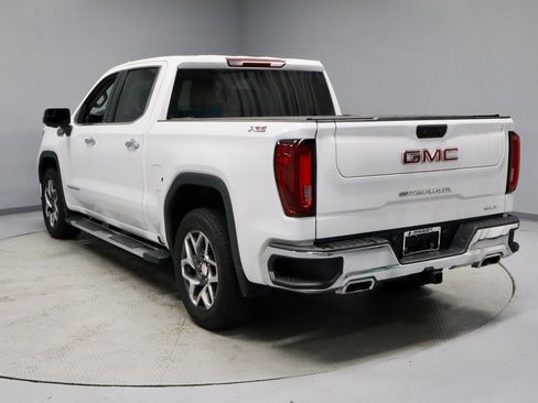 Used 2022 GMC Sierra 1500 SLT w/ SLT Premium Package image 9