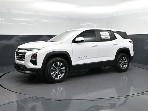 New 2026 Chevrolet Equinox LT w/ Safety and Technology Package image 3