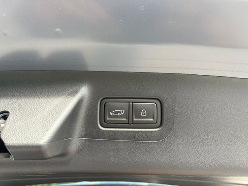 New 2025 Hyundai Santa Fe Limited image 8