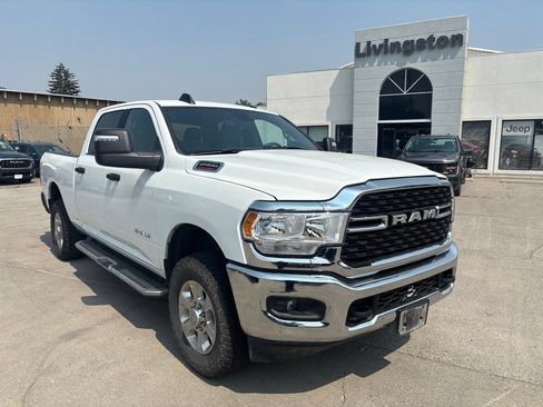 Used 2024 RAM 2500 Big Horn AWD/4WD image 2