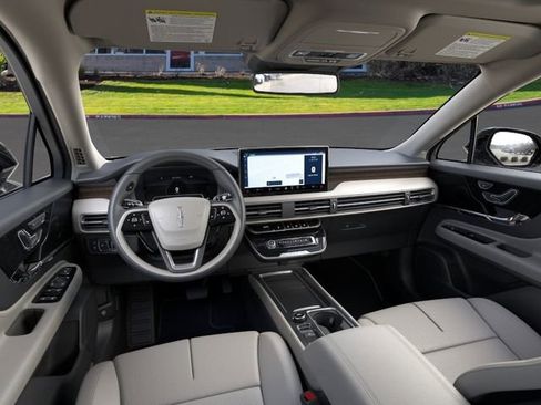 New 2026 Lincoln Corsair Grand Touring AWD/4WD image 9