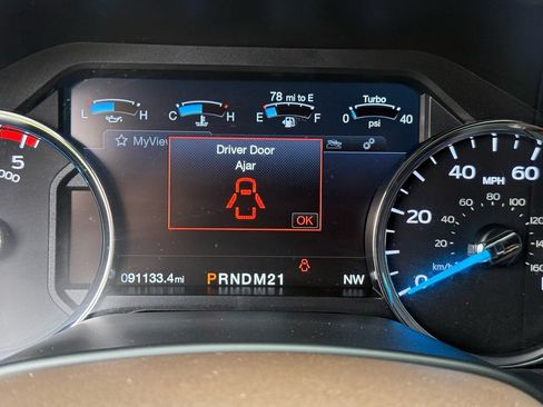 Used 2017 Ford F250 King Ranch w/ King Ranch Ultimate Package AWD/4WD image 25