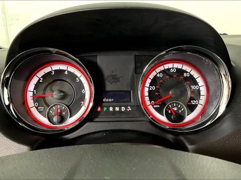 Used 2019 Dodge Grand Caravan SXT image 20