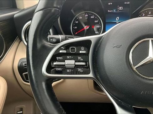 Used 2021 Mercedes-Benz GLC 300 4MATIC image 14