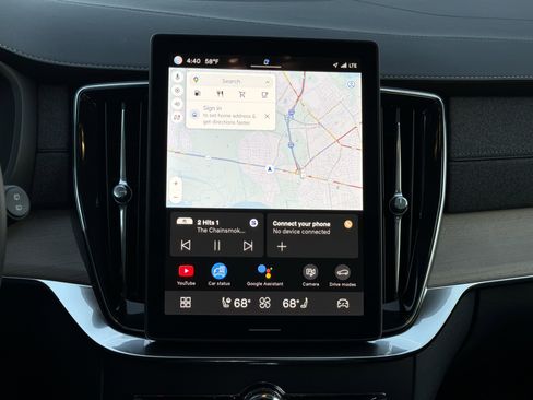 Certified 2025 Volvo XC90 B5 Plus image 24