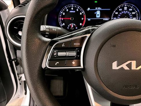 Used 2023 Kia Forte LXS image 11