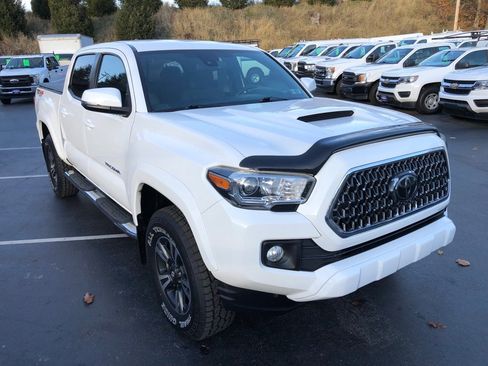 Used 2019 Toyota Tacoma 4x4 Double Cab image 7