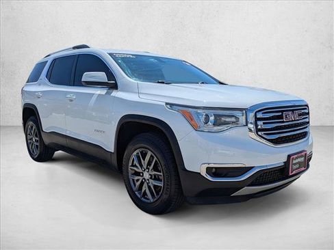 Used 2019 GMC Acadia SLT FWD image 3