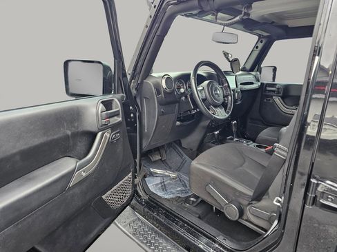 Used 2014 Jeep Wrangler Unlimited Sport w/ Power Convenience Group AWD/4WD image 17