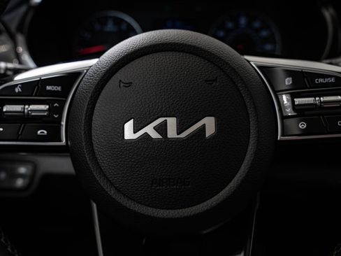 Used 2023 Kia Seltos EX AWD/4WD image 29